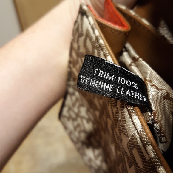 DKNY Jacquard Fabric Convertible Leather Clutch Logo Bag. - Picture 4 of 8